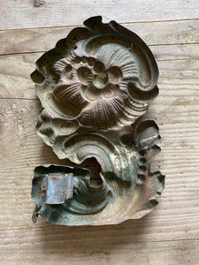 Floral gilt pressed metal decorative detail (II)