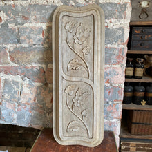 Load image into Gallery viewer, Carved wooden floral panel

