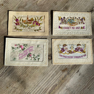 Set of 4+1 embroidered WWI postcards