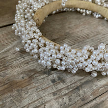 Load image into Gallery viewer, Vintage pearl wedding headdress
