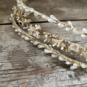 3-strand waxed flower tiara (I)