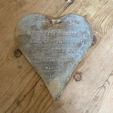 Load image into Gallery viewer, French memorial heart (large)

