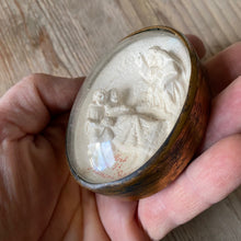 Load image into Gallery viewer, Meerschaum of the death of St. Francois Regis

