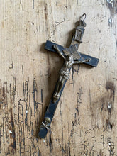 Load image into Gallery viewer, Metal crucifix - medium
