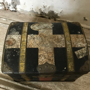 Macfarlane figural travel trunk tin