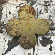 Load image into Gallery viewer, Cast iron four leaf clover
