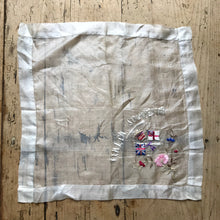 Load image into Gallery viewer, Souvenir sweetheart handkerchief - Malta
