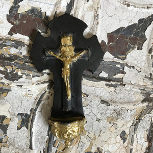 Black / gold crucifix + benitier