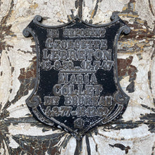 Load image into Gallery viewer, French memorial shield

