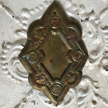 Load image into Gallery viewer, Gold Victorian coffin plate diamond

