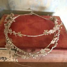 Load image into Gallery viewer, French 3-strand tiara
