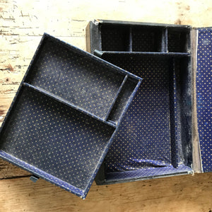 Small papeterie writing box